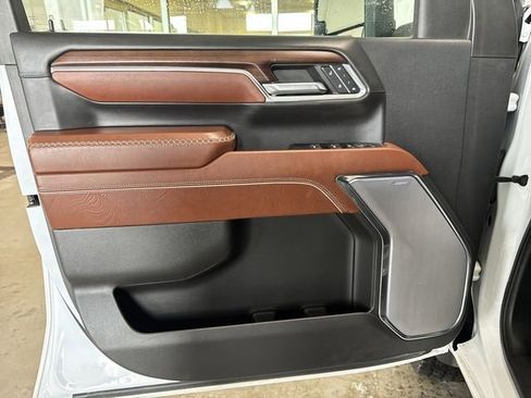 Certified 2024 GMC Sierra 2500 Denali Ultimate image 23