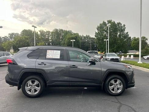 Used 2025 Toyota RAV4 XLE FWD image 5