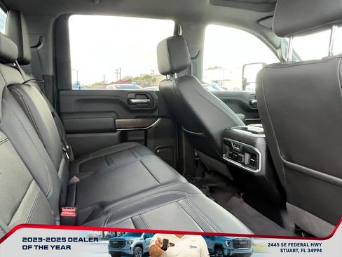 Used 2020 GMC Sierra 2500 Denali w/ Denali Ultimate Package image 18