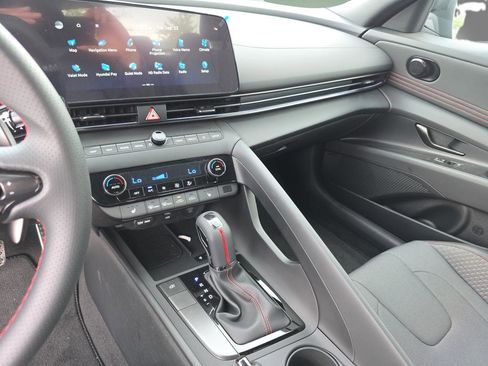 Certified 2025 Hyundai Elantra N Line FWD image 30