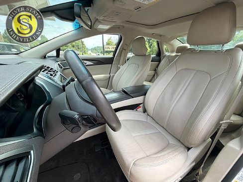 Used 2017 Lincoln MKZ Reserve w/ Technology Package AWD/4WD image 12