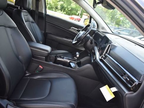 Certified 2023 Kia Sportage EX FWD image 12
