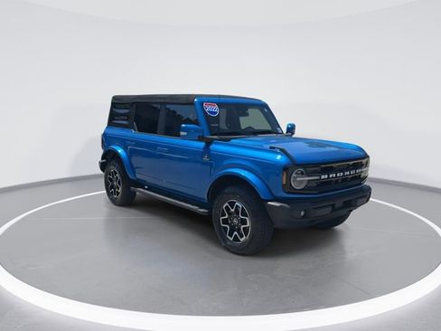 Used 2022 Ford Bronco Outer Banks AWD/4WD image 1