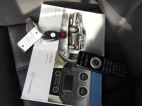 Used 2012 Mercedes-Benz GL 320 BlueTEC 4MATIC w/ Premium 1 Pkg image 25