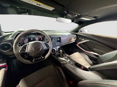 Used 2018 Chevrolet Camaro ZL1 image 13