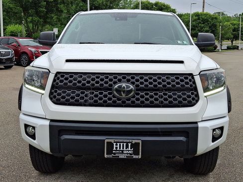 Used 2020 Toyota Tundra SR5 w/ SX Package AWD/4WD image 28