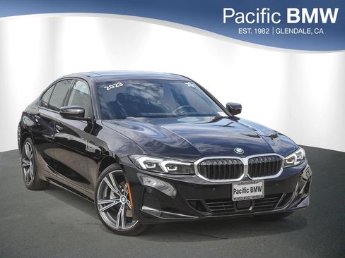Used 2023 BMW 330i Sedan w/ Premium Package RWD image 1