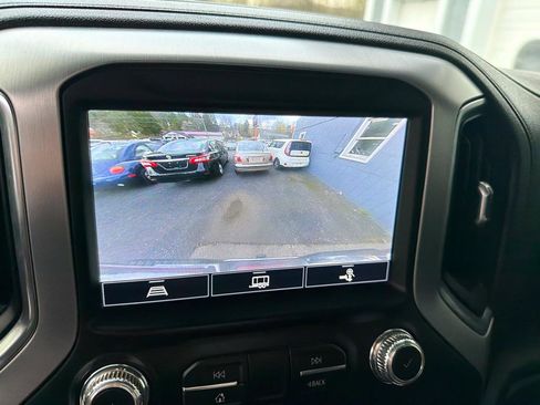 Used 2021 GMC Sierra 2500 SLE w/ SLE Value Package; image 13