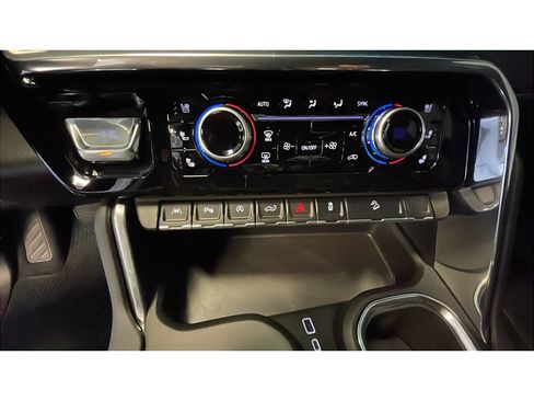 Used 2026 GMC Sierra 1500 Denali w/ Technology Package AWD/4WD image 14