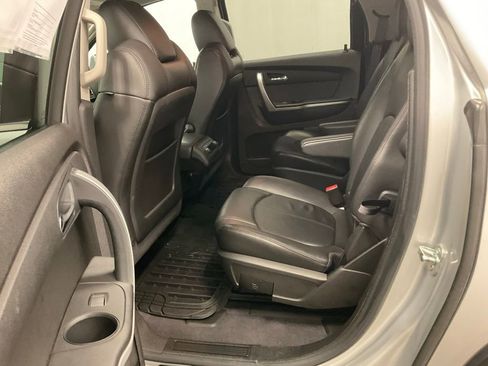 Used 2012 GMC Acadia SLT image 29