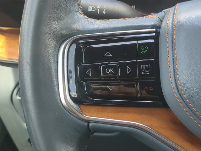 Used 2023 Jeep Grand Wagoneer L Series II AWD/4WD image 31