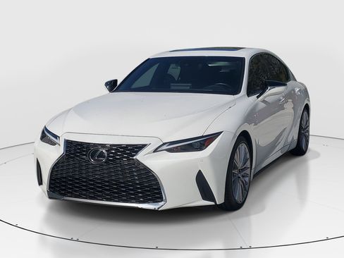 Used 2023 Lexus IS 300 w/ Premium Package RWD image 4