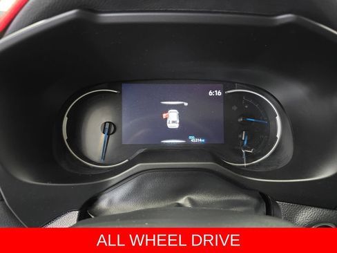 Used 2023 Toyota RAV4 SE w/ Convenience Package AWD/4WD image 19