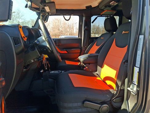 Used 2018 Jeep Wrangler Unlimited Sport S image 15