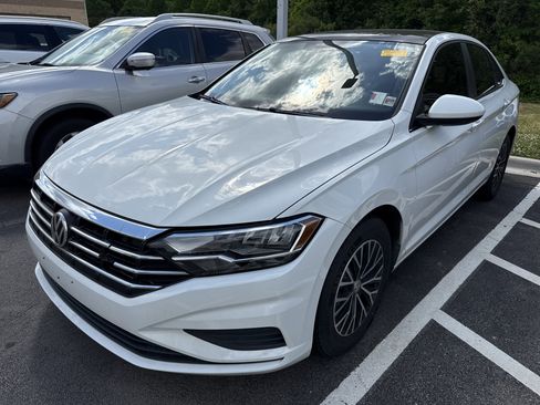 Used 2019 Volkswagen Jetta SE FWD image 5