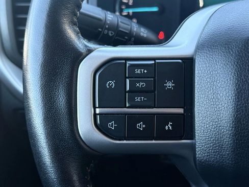 Used 2024 Ford Expedition Max XLT image 13