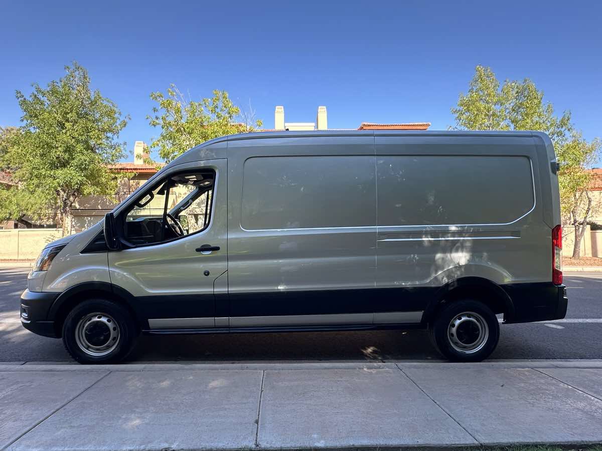 Used 2022 Ford Transit 350 Medium Roof RWD image 5