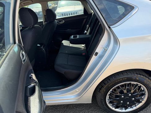 Used 2016 Nissan Sentra SV image 14