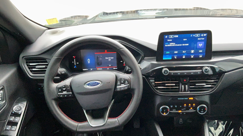 Certified 2025 Ford Escape ST-Line FWD image 22