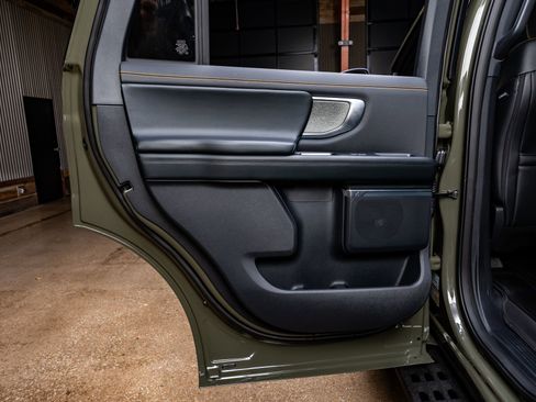 Used 2025 Ford Expedition Tremor image 40