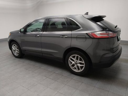 Used 2023 Ford Edge SEL image 3
