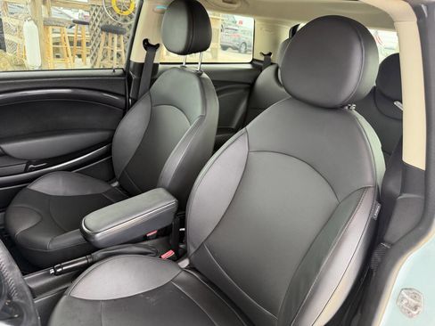 Used 2013 MINI Cooper S FWD image 12