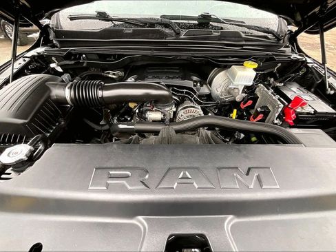 Used 2019 RAM 1500 Laramie AWD/4WD image 31
