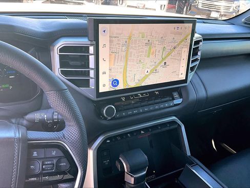 Used 2025 Toyota Sequoia Platinum image 6