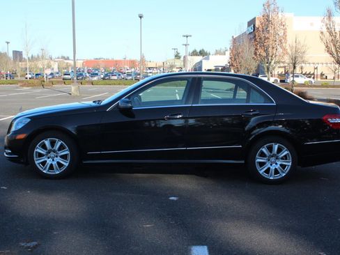 Used 2013 Mercedes-Benz E 350 4MATIC Sport Sedan image 3