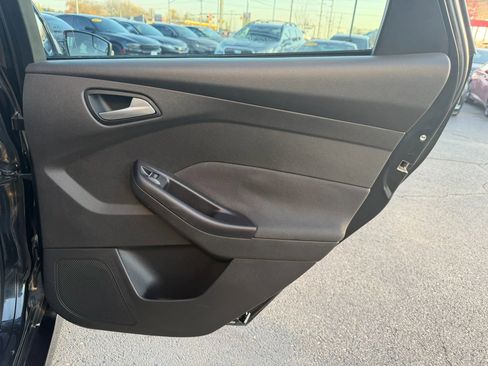 Used 2015 Ford Focus ST image 34
