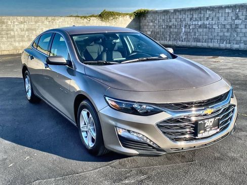 Used 2024 Chevrolet Malibu LT image 30