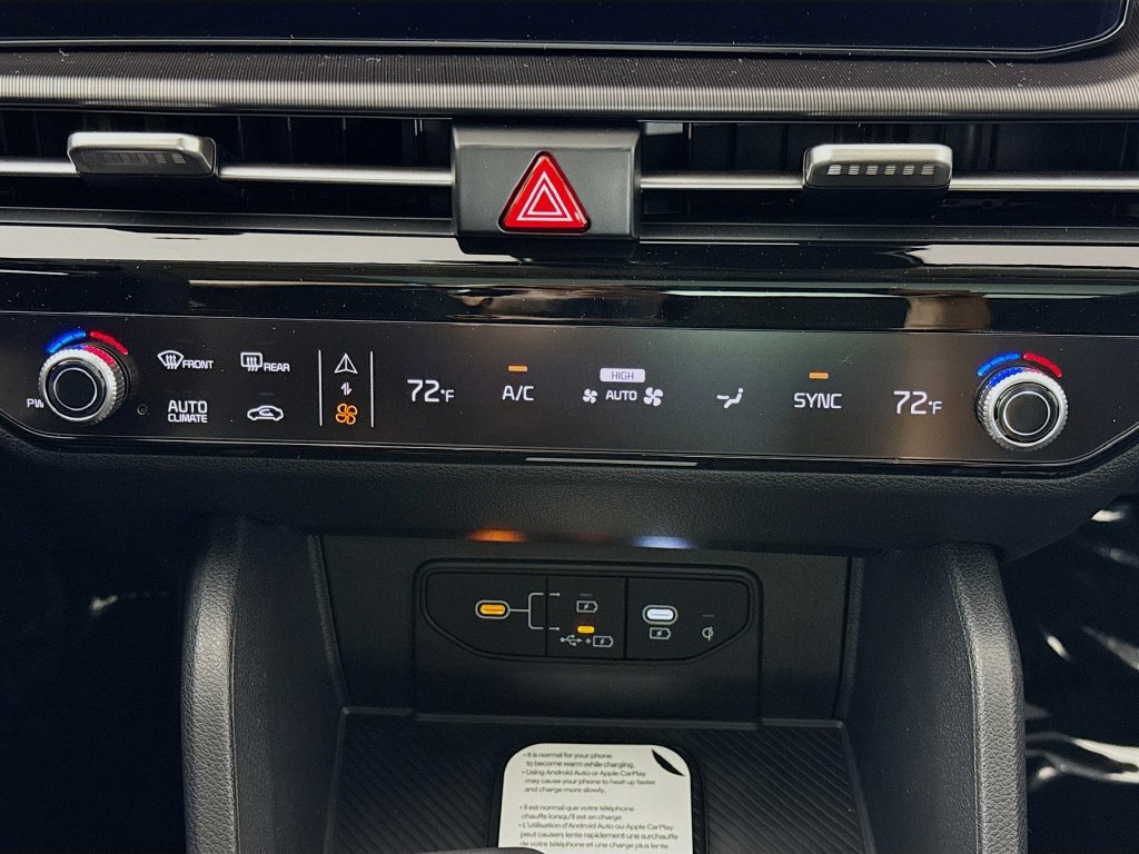 New 2026 Kia Sportage SX FWD image 17