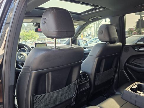 Used 2018 Mercedes-Benz GLE 350 w/ Premium 1 Package image 22