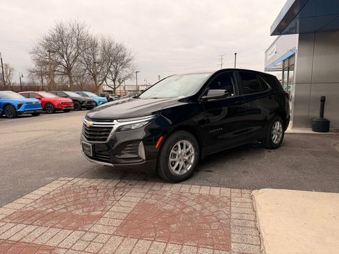 Certified 2023 Chevrolet Equinox LT image 3