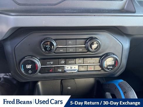 Used 2023 Ford Bronco Black Diamond image 23