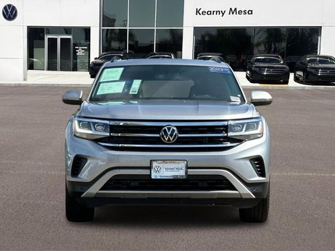 Used 2023 Volkswagen Atlas SE w/ Panoramic Sunroof Package FWD image 9