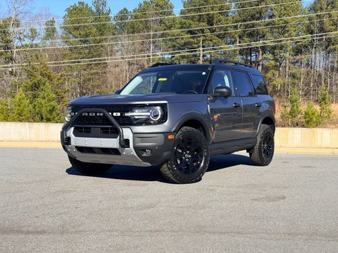New 2025 Ford Bronco Sport Badlands w/ Sasquatch Badlands Package AWD/4WD image 1