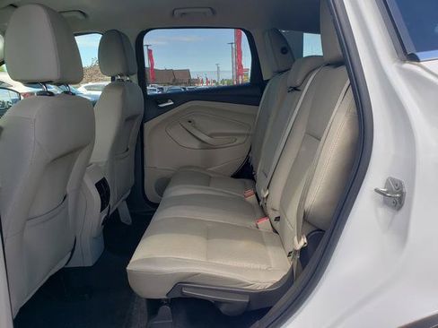 Used 2017 Ford Escape SE AWD/4WD image 12