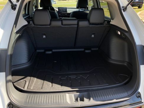 Used 2026 Honda HR-V EX-L image 32