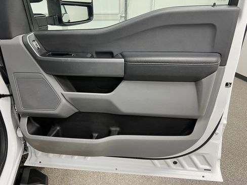 Used 2023 Ford F350 XLT image 51
