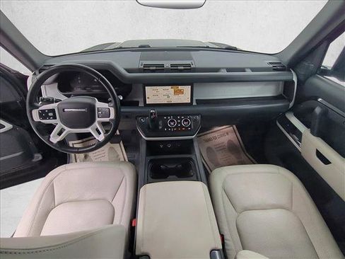 Used 2023 Land Rover Defender 110 SE image 20