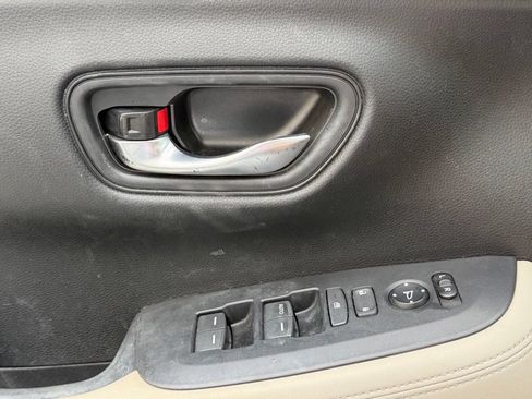 Used 2023 Honda HR-V LX image 15