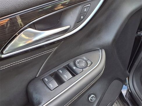 Used 2021 Buick Envision Preferred image 12