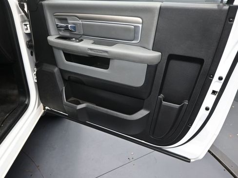 Used 2016 RAM 1500 Tradesman w/ Power & Remote Entry Group image 27