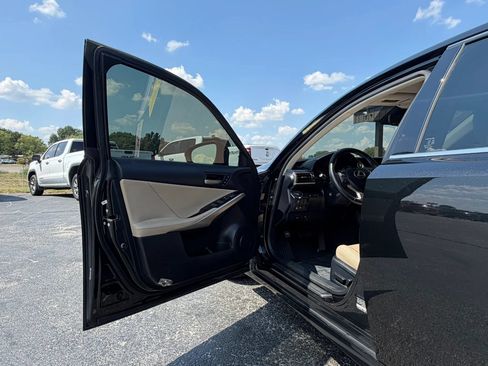 Used 2019 Lexus IS 300 w/ Premium Package RWD image 67