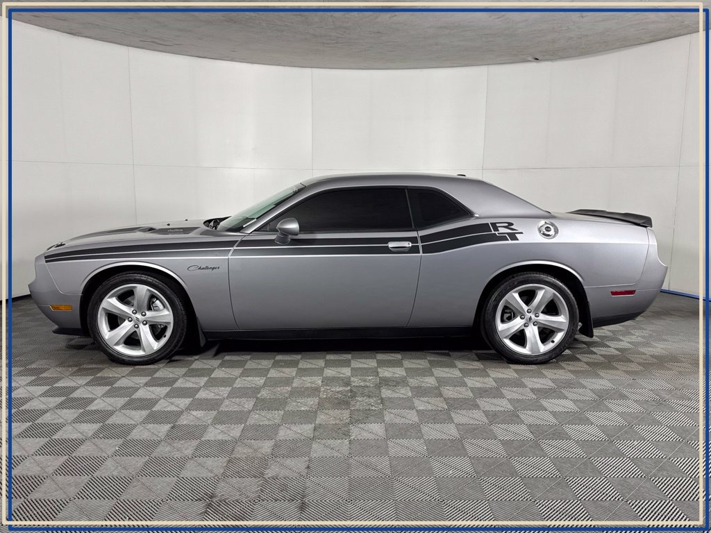 Used 2014 Dodge Challenger R/T w/ Sound Group II RWD image 13