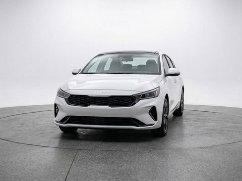 Used 2025 Kia K4 FWD image 2