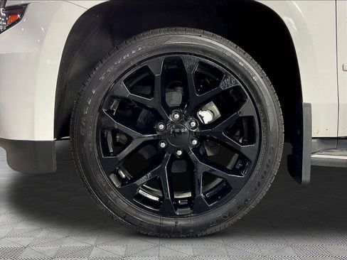 Used 2016 Chevrolet Tahoe LTZ AWD/4WD image 35