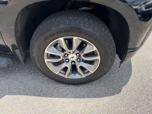 Used 2019 Chevrolet Silverado 1500 RST AWD/4WD image 4