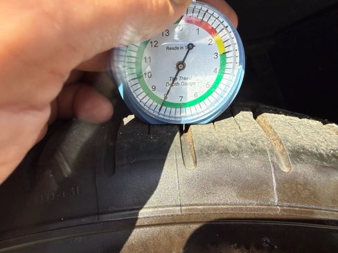 Used 2003 Chevrolet Corvette Coupe w/ Preferred Equipment Group image 40